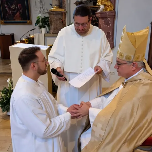 Zeitliche Profess für Frater Valentin